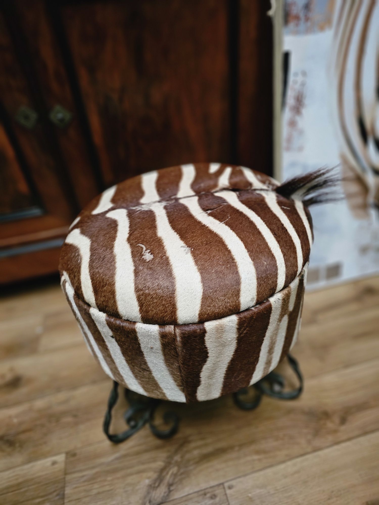 Pufa oryginał futro zebry zebra Afryka #1545 Stylowy Węgrów