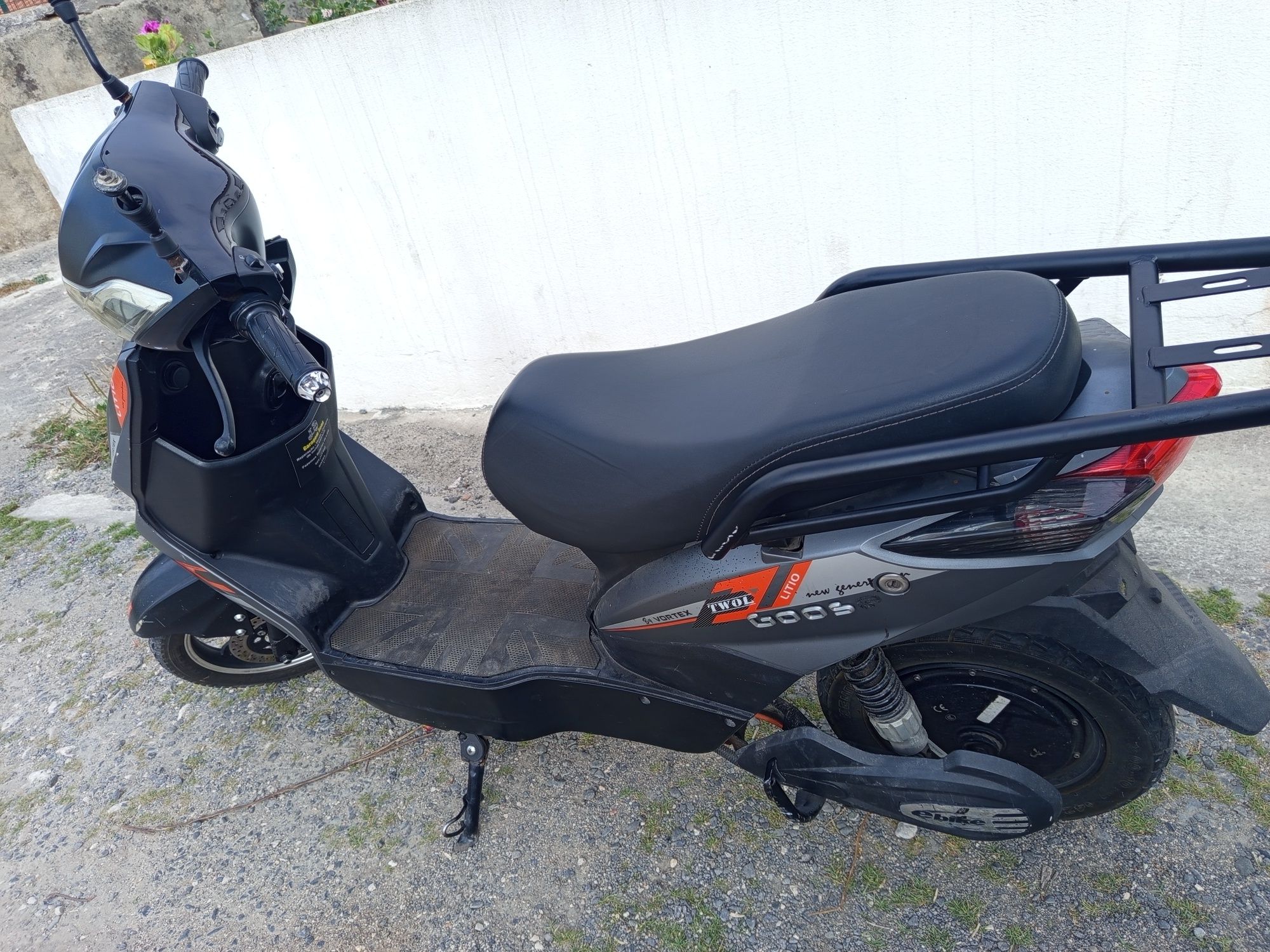 Scooter elétrica