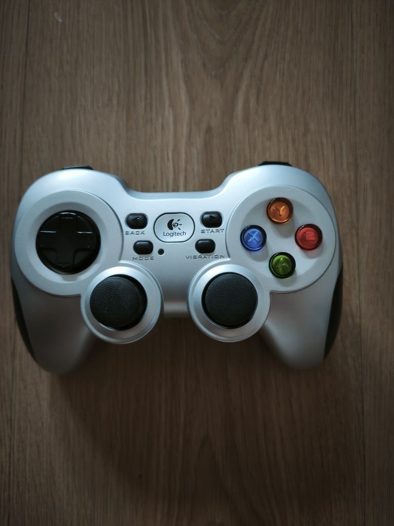 Commando Logitech F710