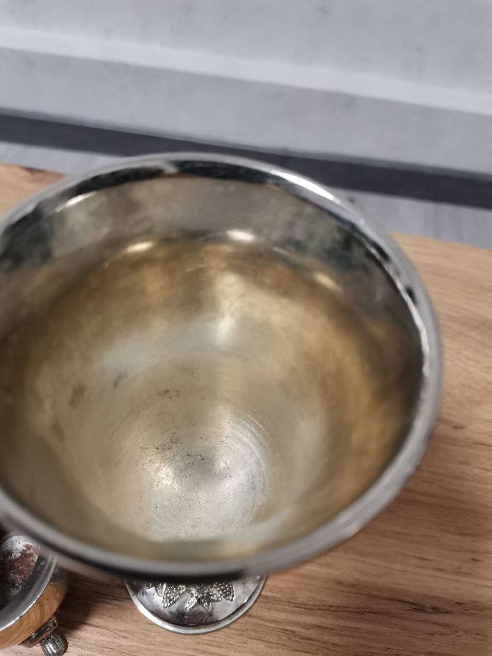 Посуда изделия  из метала