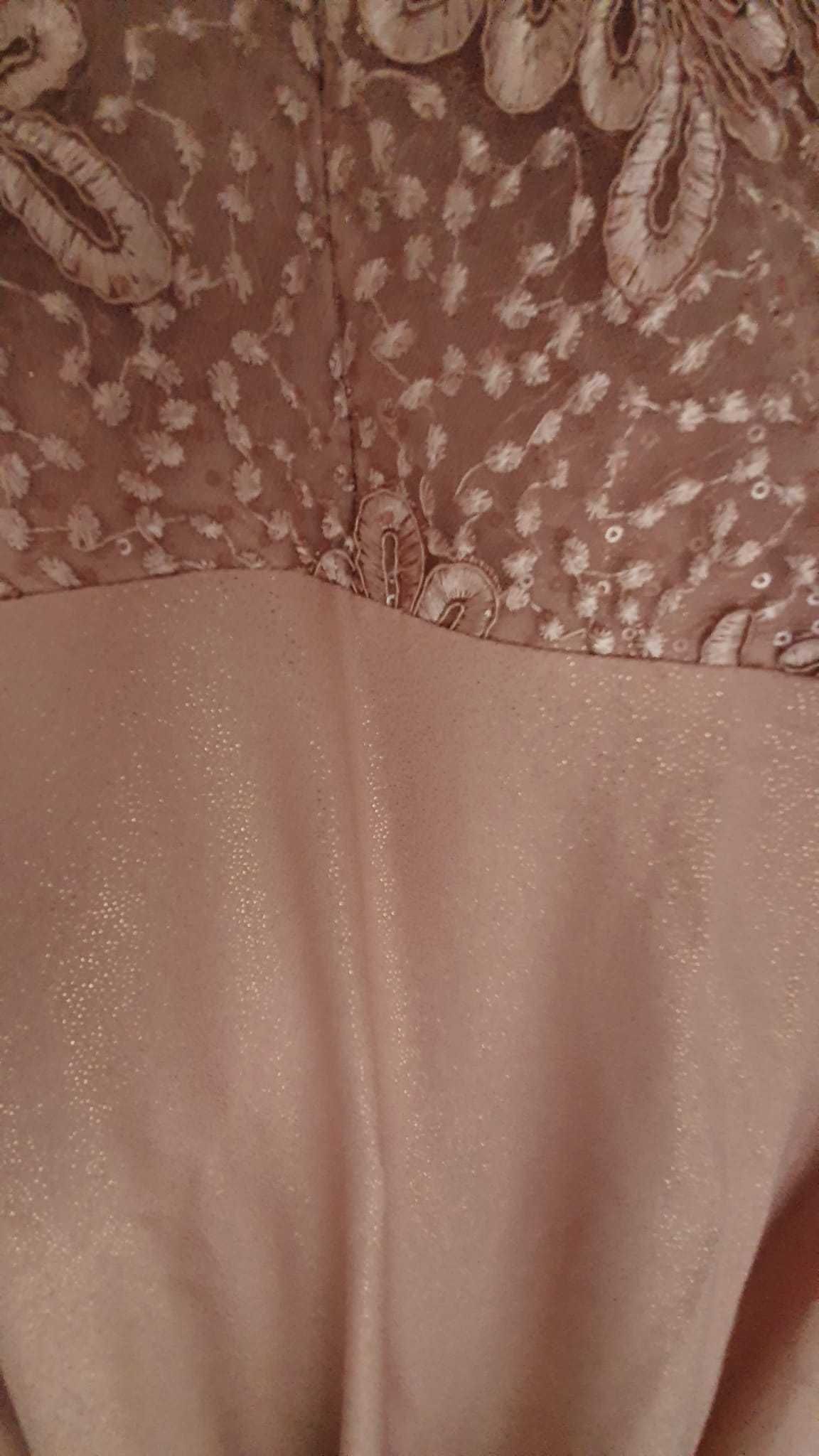 Pudrowy róż sukienka PLUS SIZE