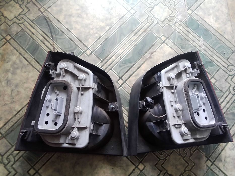 Продам стопи VW Polo