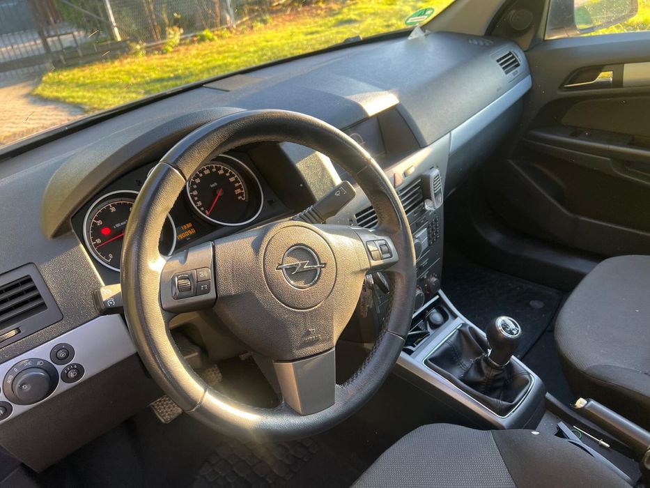 Opel astra h 1.9 cdti