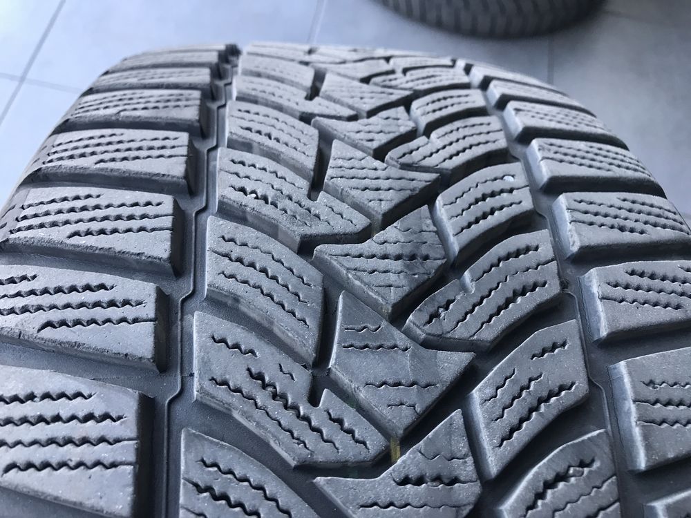 Dunlop Winter Sport 5,  225/45 r17, Німеччина 17 рік, 6-6.5 мм.