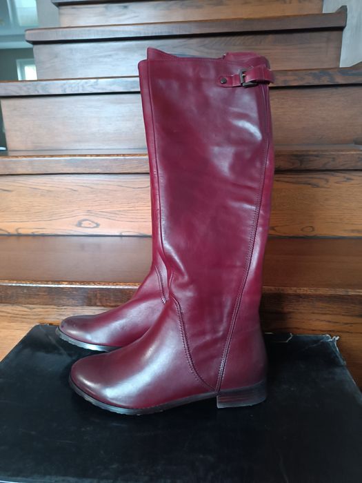 Нові шкіряні  італійськи чоботи