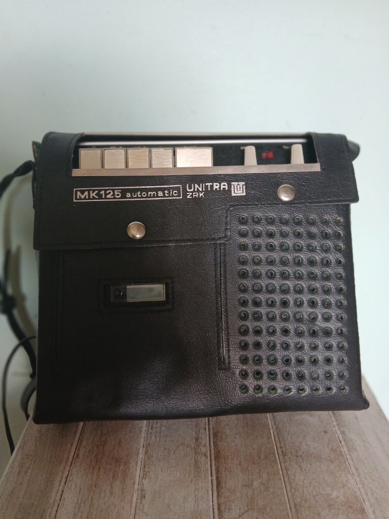 Magnetofon kasetowy Unitra MK125 z 1977 r Sprawny