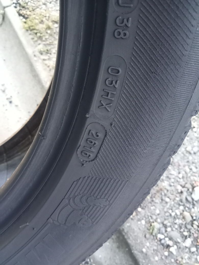 2x Opony Używane Całoroczne 215/50R17 Michelin