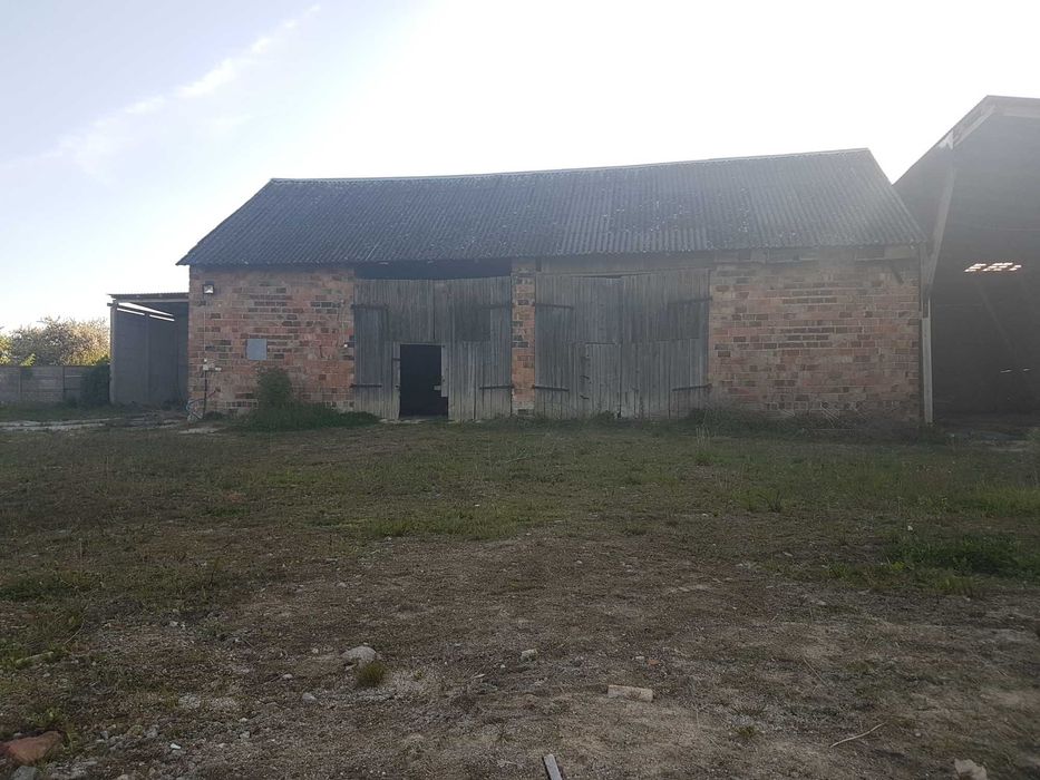 Działka 25 arów z zabudowaniami 440m2 , Ożarów, Agroturystyka