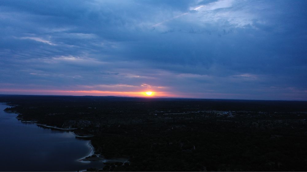 Fotografia e video profissional com recurso a drone ou blackmagic