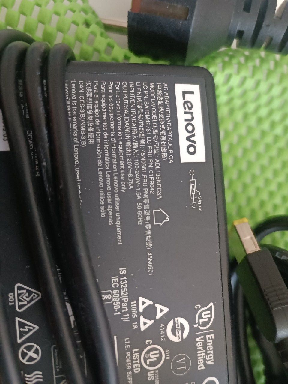 Oryginalny zasilacz Lenovo 20V 6,75A 135W wtyk SlimTip