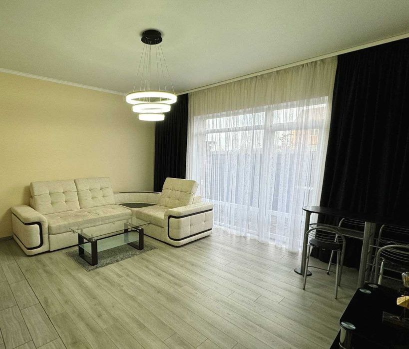 ПРОДАЖ  КОТЕДЖУ  з ремонтом