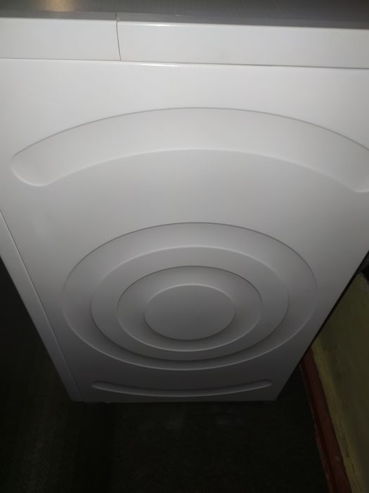 ПРОДАМ пральну машинку бренду SIEMENS на 7 кг.