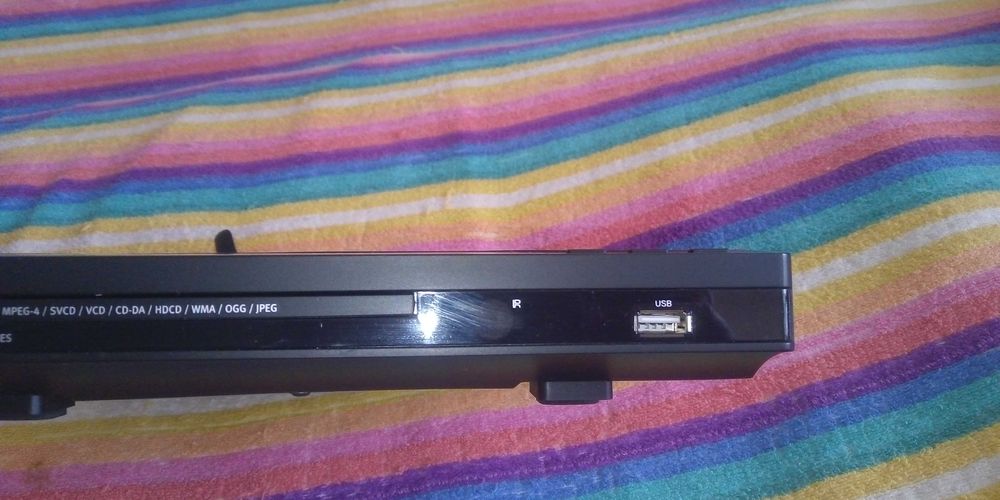 DVD плеер BBK DV118SI USB, mpge4, Караоке