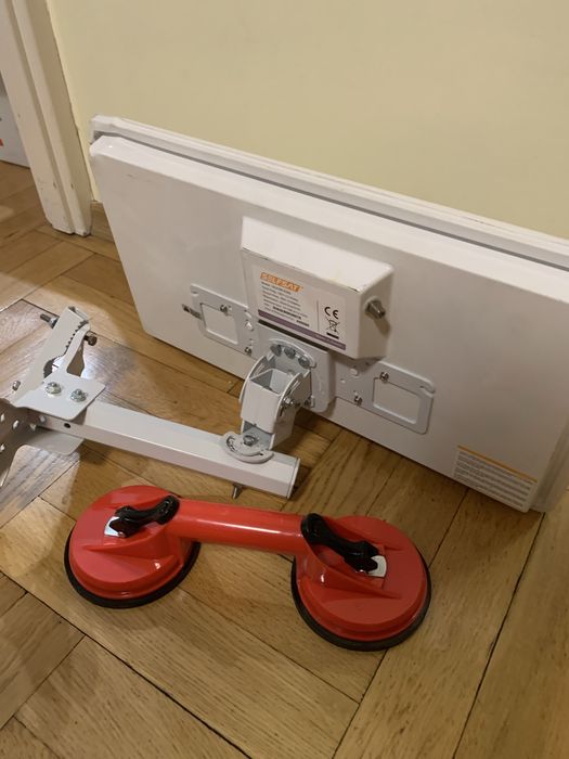 Antena satelitarna płaska,mała,lekka Selfsat