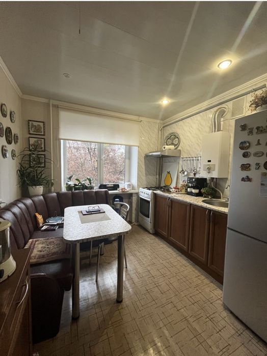 Продаж 3-кімн квартири по вул Довженка, р-н ТЦ Тріумф