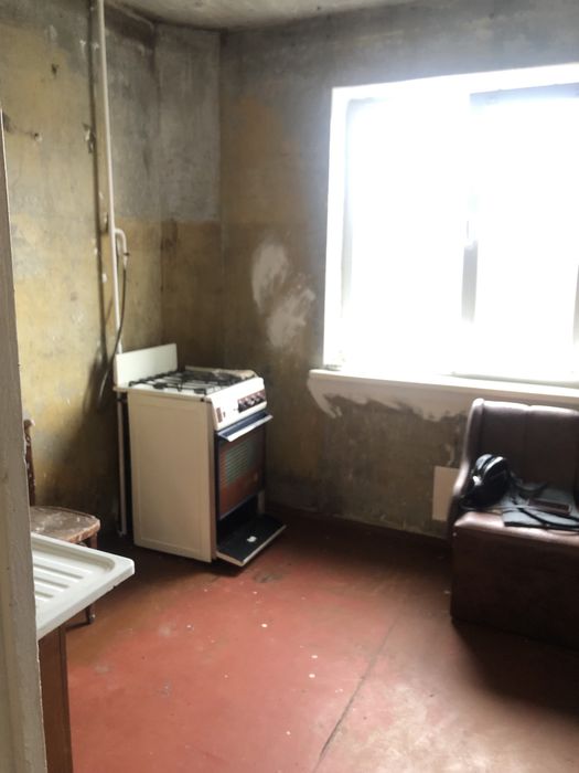 Продам 1-но кімнатну на Леваневського