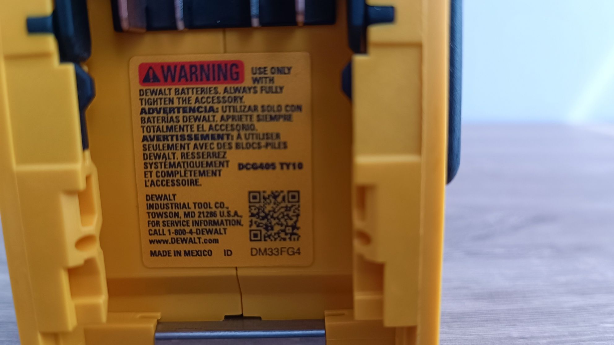 DEWALT DCG405 болгарка кутова шліфмашинка кшм