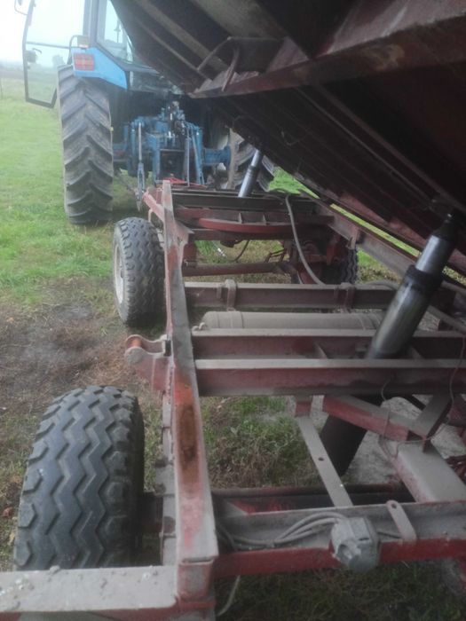 Sprzedam przyczepę 6 t