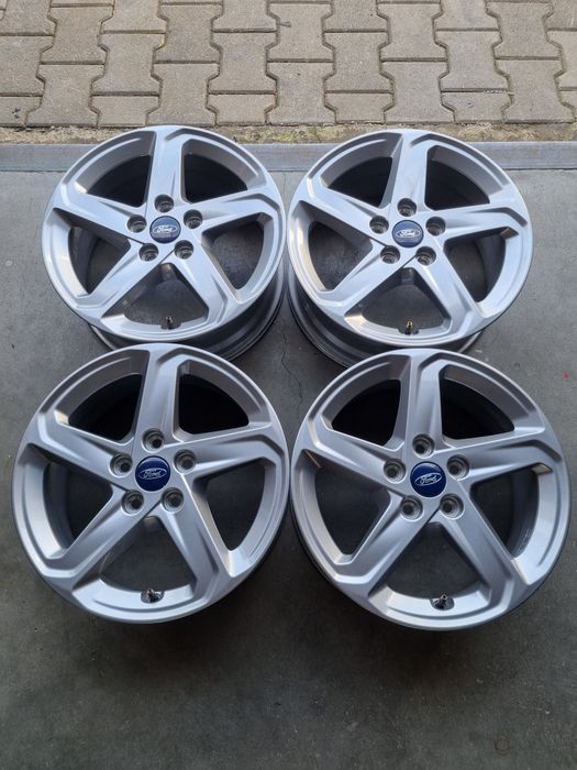 16cali 5x108 Ford 6.5J ET50 posiadają czujniki ciśnienia