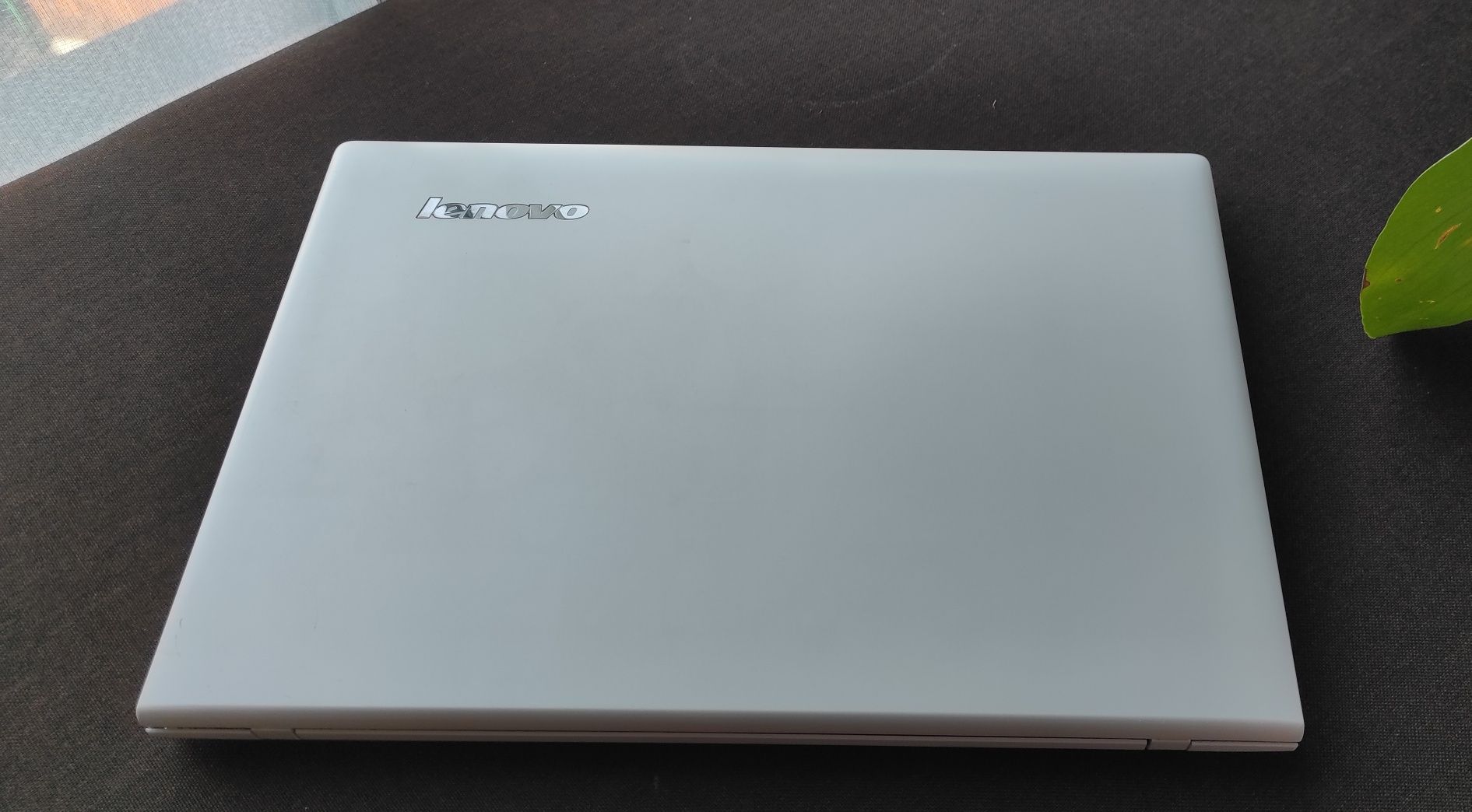 Lenovo IdeaPad Z510 i5 4200 2.50GHz, dysk SSD 512, HDD 1TB,