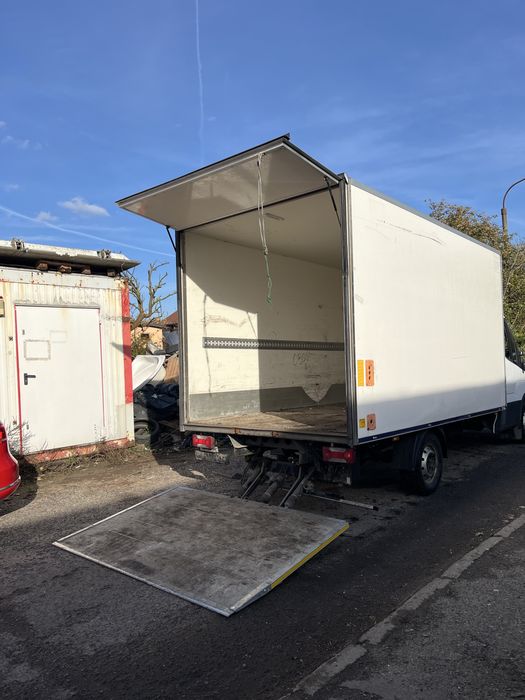 Zabudowa izoterma winda Iveco