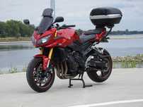 Yamaha FZ1 2006r