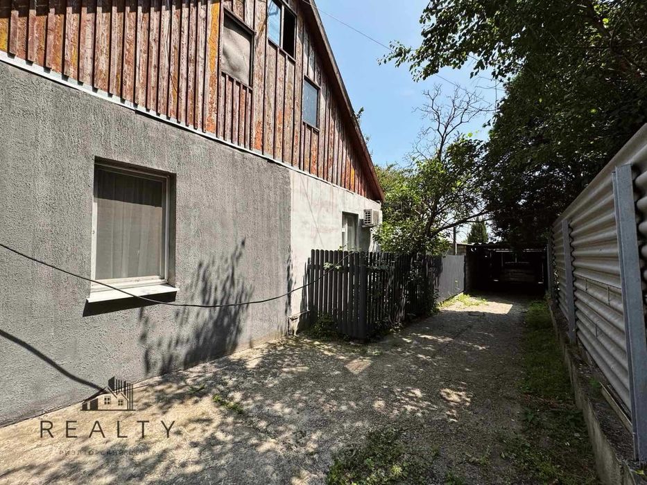 Продаж частини будинку по вул. Мурманська (22-419-084)