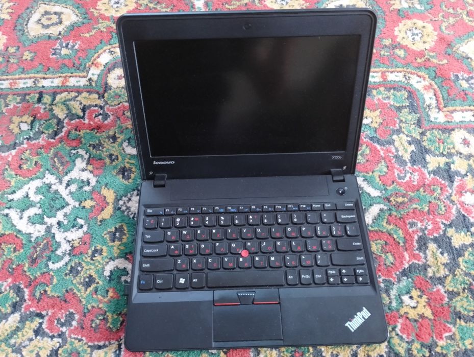 Ноутбук lenovo 8gb/120gbSSD