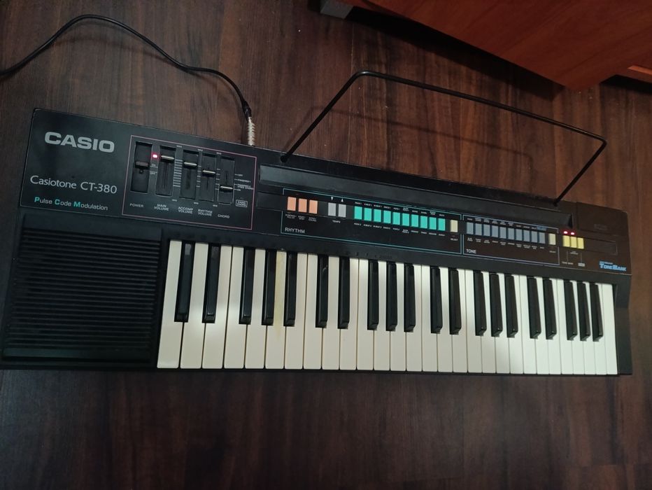 Keyboard Casio CT-380 + torba