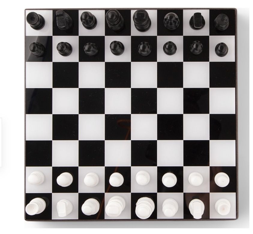 Szachy Art of Chess, nowe, figury drewniane