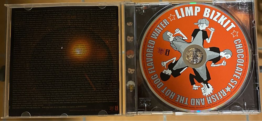 2 CDs originais dos Limp Bizkit