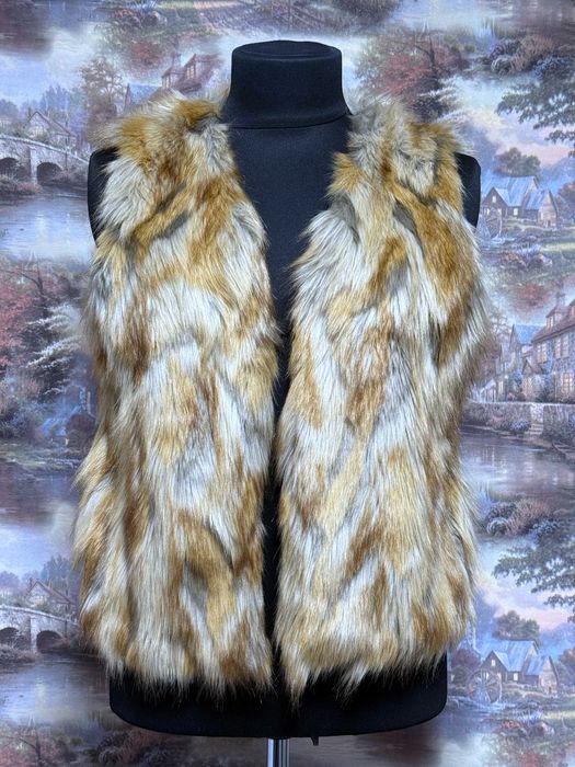Жилетка хутряна жіноча 50-52 розмір штучне хутро шикарна лисиця