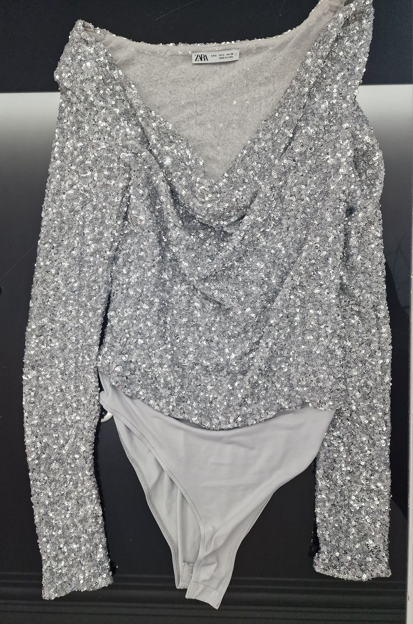 Body Drapeado com lantejoulas prateadas Zara