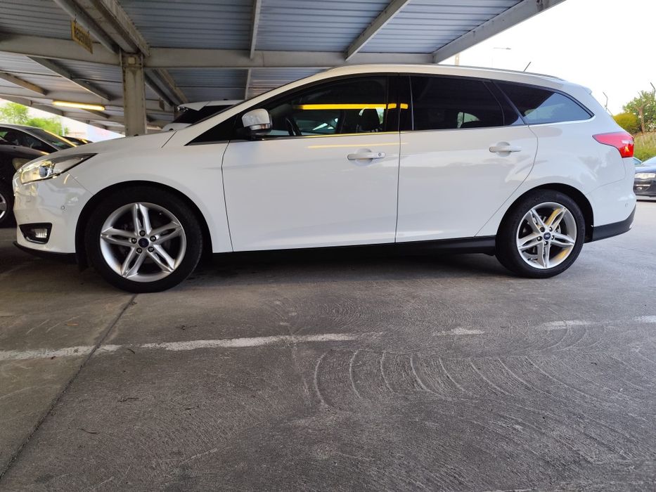 Ford Focus Titanium tdci 1.5 diesel