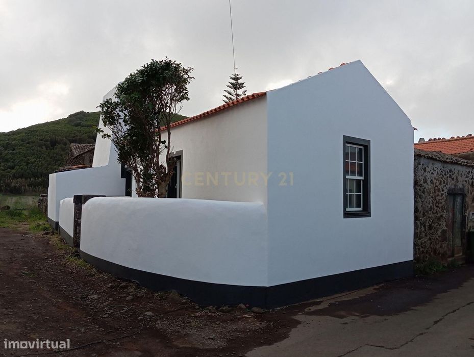 Moradia T1 em Santa Cruz da Graciosa - Oportunidade Única