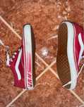 Vans “Off The Wall” Vermelhas e Brancas