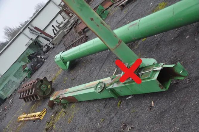 PODAJNIK ZBOŻOWY JOHN DEERE 1550 WTS