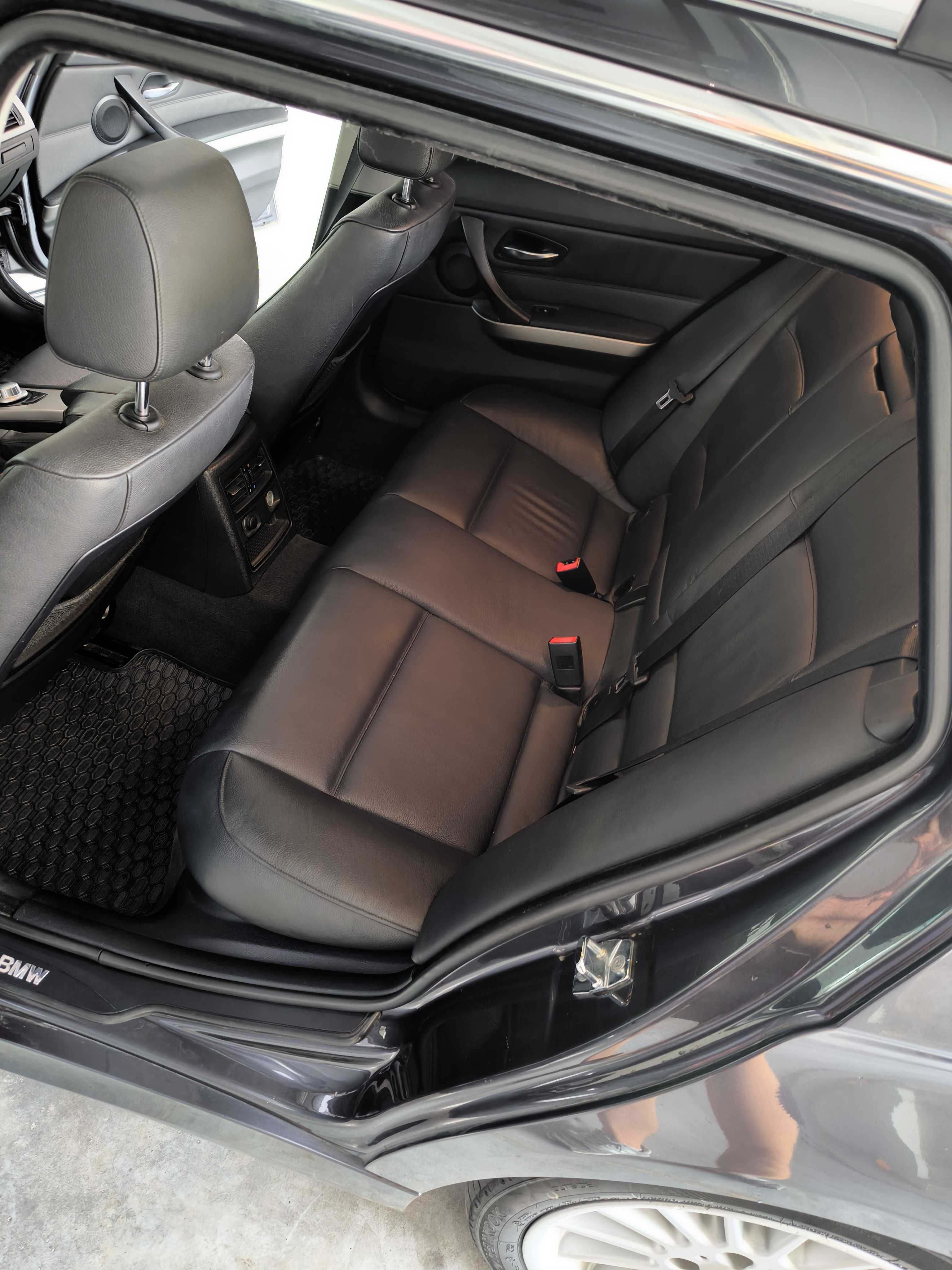 BMW E91 325xi 218km LPG
