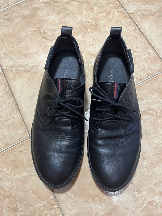 Туфлі чоловічі. .