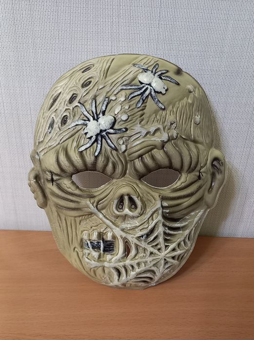 Маска карнавальная