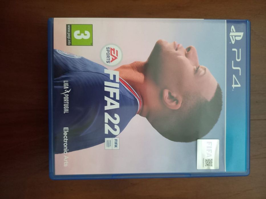 PlayStation 4 com jogos