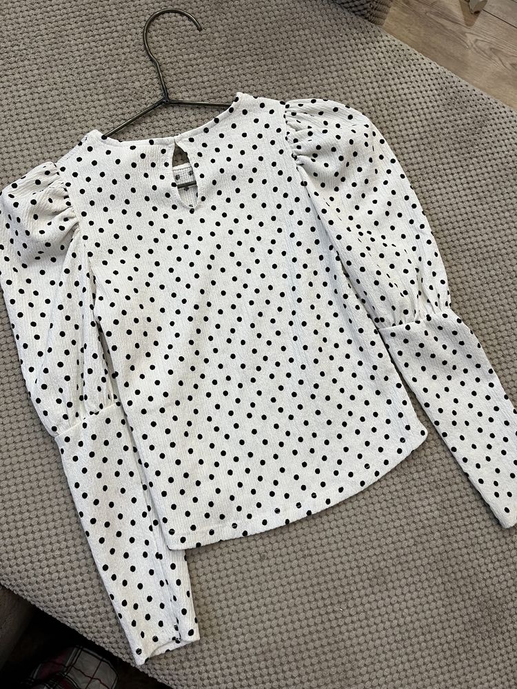 Zara блузка 128р