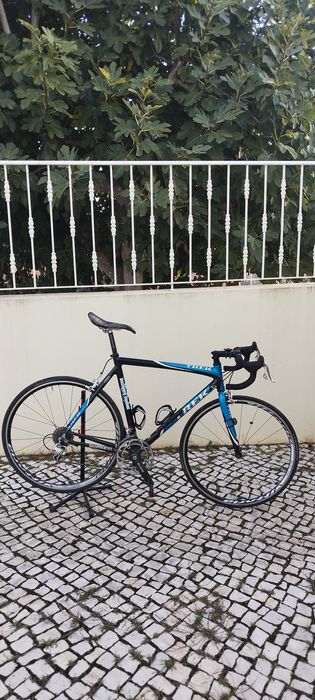 Bicicleta de ciclismo trek