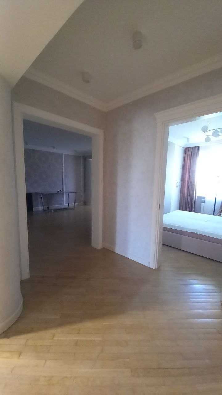 Сдам  3-к квартиру  91м с ремонтом, техникой, в районе парка Шевченко