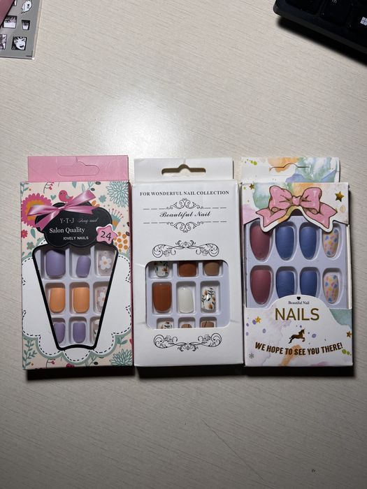 Накладні нігті багаторазові з дизайном