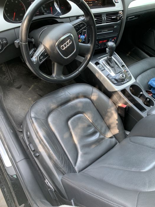 Продаю Audi a4 b8 рідний пробіг!