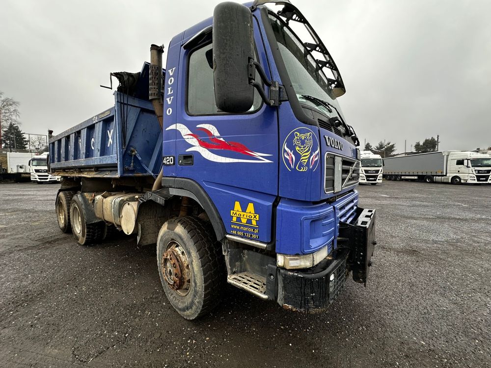 Volvo FM 6x6 wywrotka