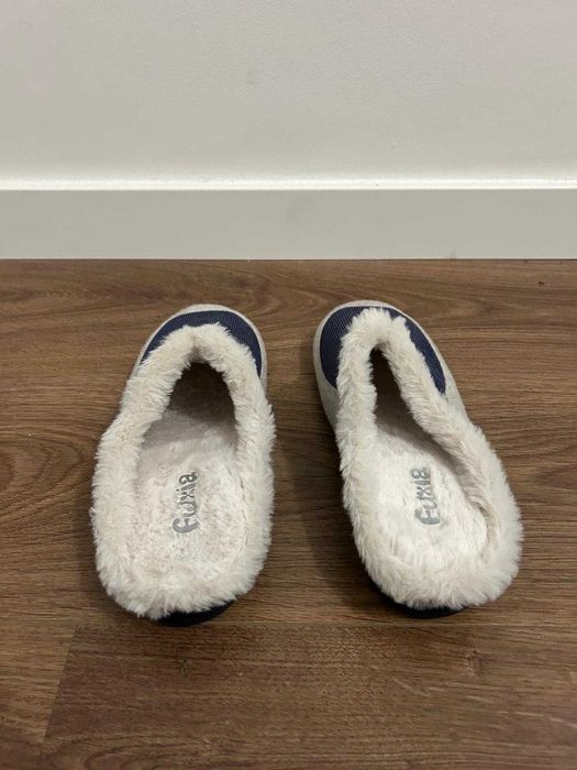 Pantufas Garzon (ES) azuis e brancas