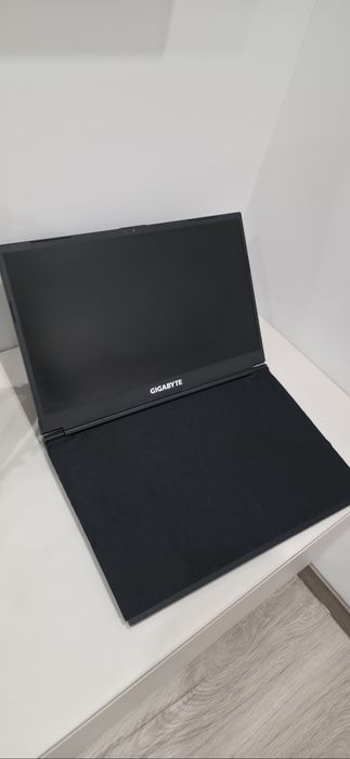 Ноутбук Gigabyte G5 KF RTX 4060 8gb. RAM 32gb. SSD 2TB
