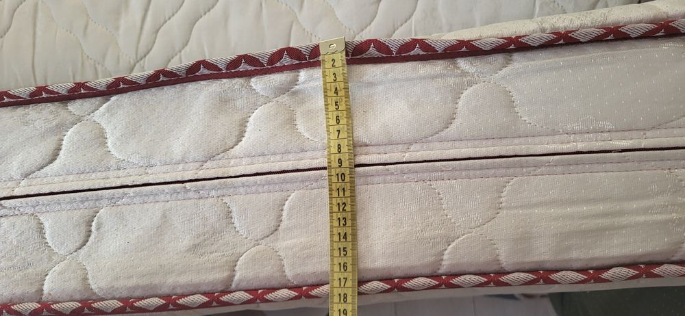 Ліжко односпальне